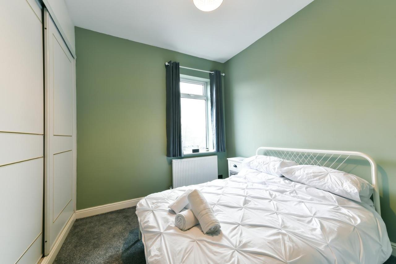 4 Bedroom, 2 Bathroom House - Free Parking Pontefract Exterior foto